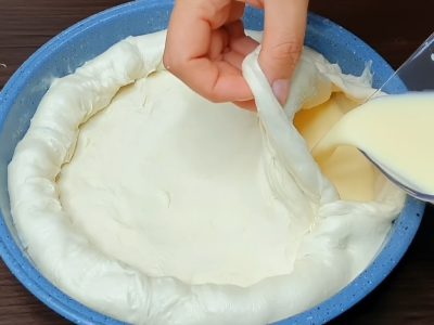 Пирог с молочной начинкой