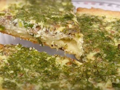 Закусочный пирог с сайрой