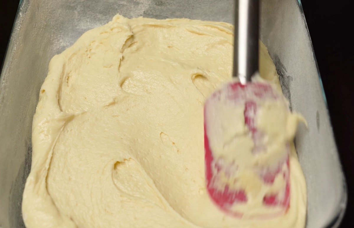 тесто в форме