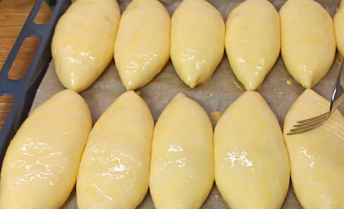 пирожки на противне