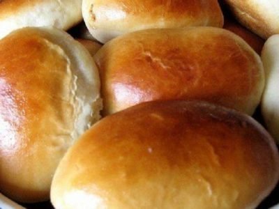 Пирожки с квашеной капустой