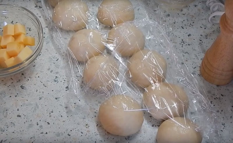 шарики из теста