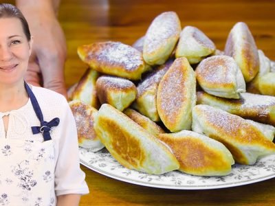 Бездрожжевые пирожки с яблоками на сковороде