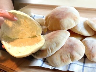 Домашние питы на сковороде: лепешки-карманы