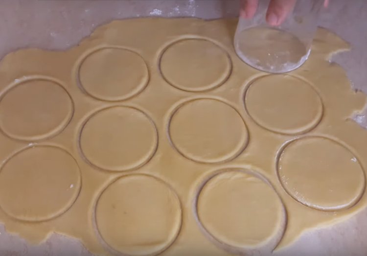 песочные поцелуйчики с начинкой