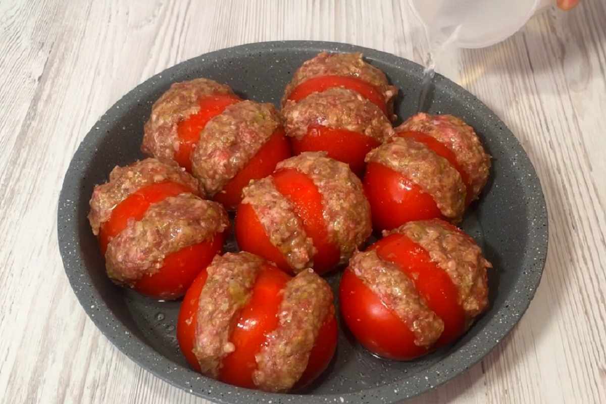 фаршированные помидоры