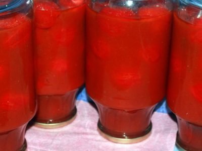 Помидоры в томатном соке