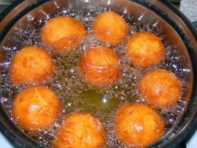 Пончики с яблоками