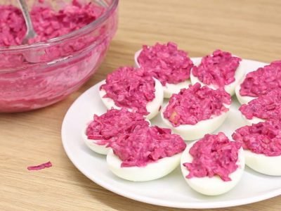 Праздничные фаршированные яйца за 10 минут