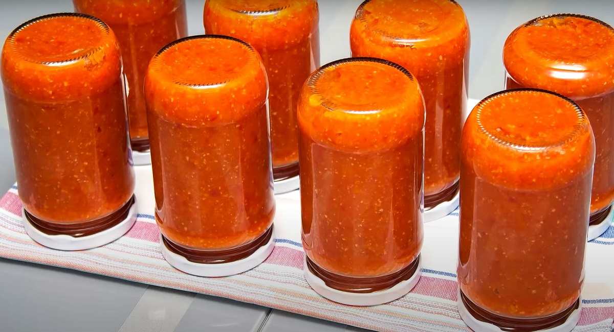 банки вверх дном