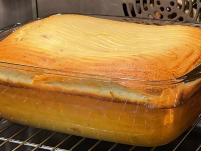 Пышная творожная запеканка с манкой