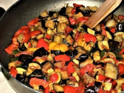 Рагу по-неаполитански с баклажанами