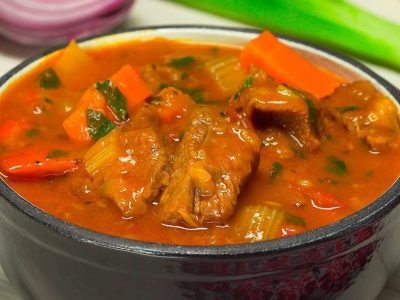 Мясное рагу с грибами: настолько мягкое, что тает во рту