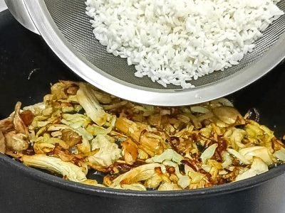 Рассыпчатый рис с курицей по-мароккански: вкуснее плова