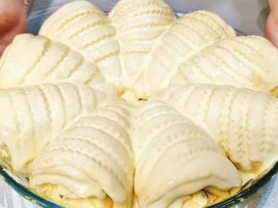 Разборный пирог с творогом и изюмом