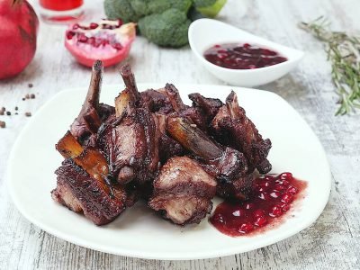 Ребрышки под гранатовым соусом