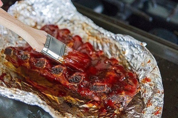 свиные ребрышки в духовке