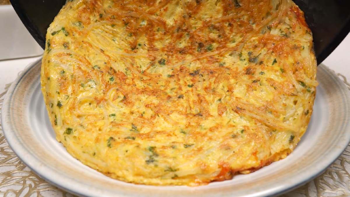 картофельный пирог на сковороде