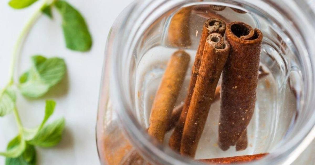 палочки корицы