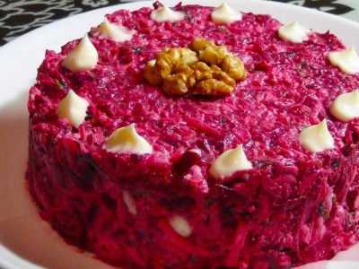 Рецепт свекольного салата с крабовыми палочками