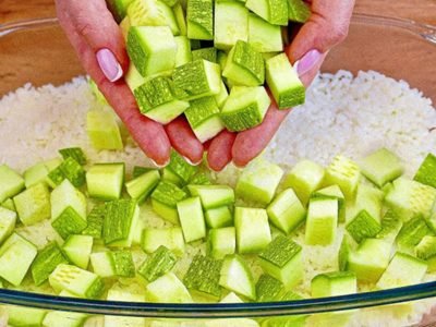 Рисовая запеканка с кабачком