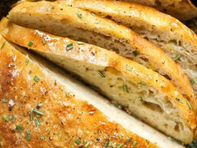 Розмариновый хлеб