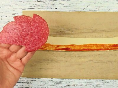 Розы из слоеного теста