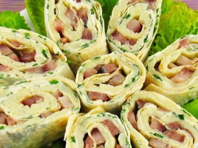 Рулет из лаваша с селедкой