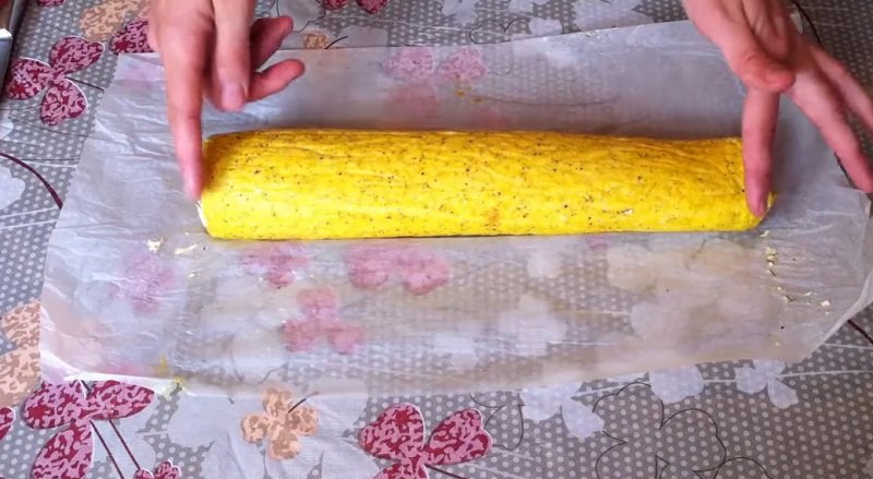 заворачивание рулета