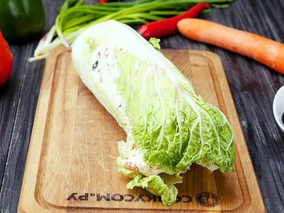 Рулет из пекинской капусты