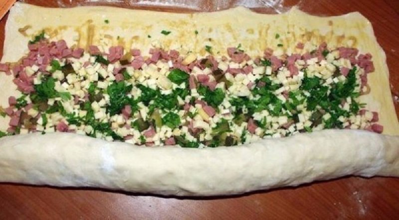 рулет с помидорами