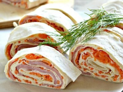 Рулет с корейской морковью