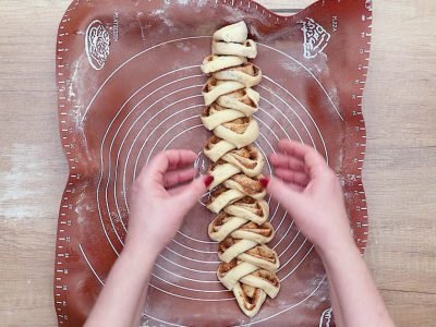 Рулет с корицей