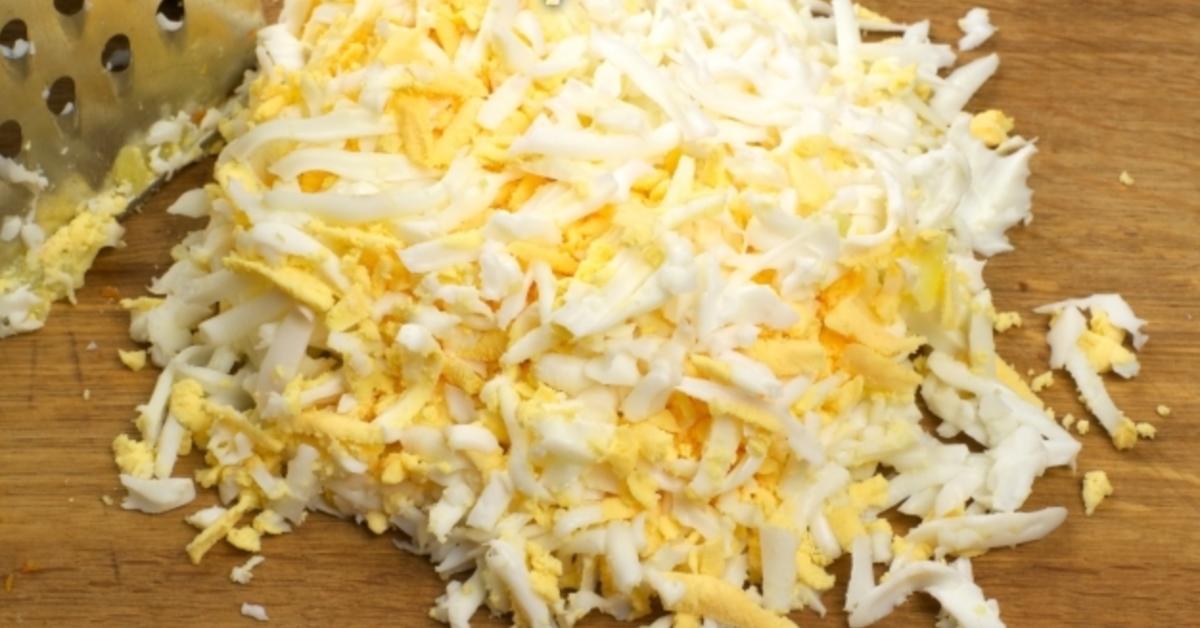 тертое яйцо