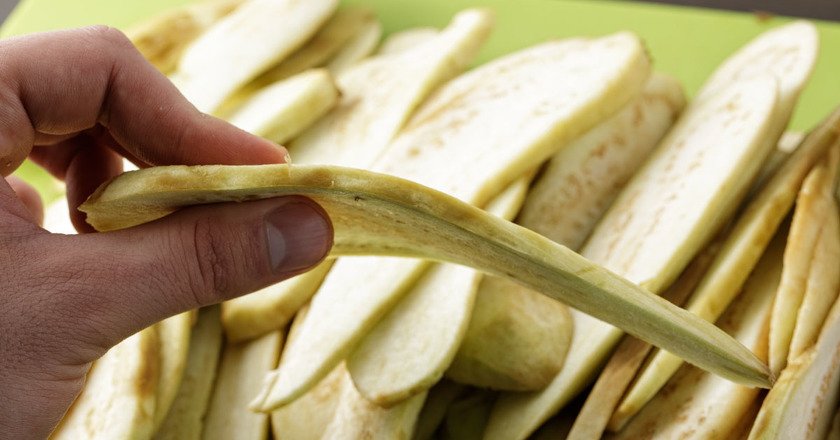 рулеты из баклажанов