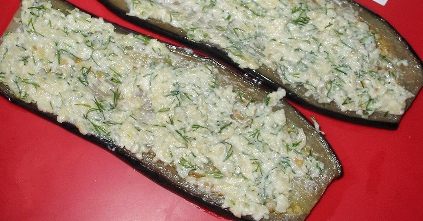 рулеты из баклажанов с творогом