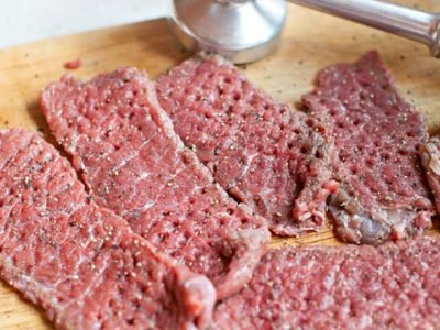 Рулеты из говядины с зеленью