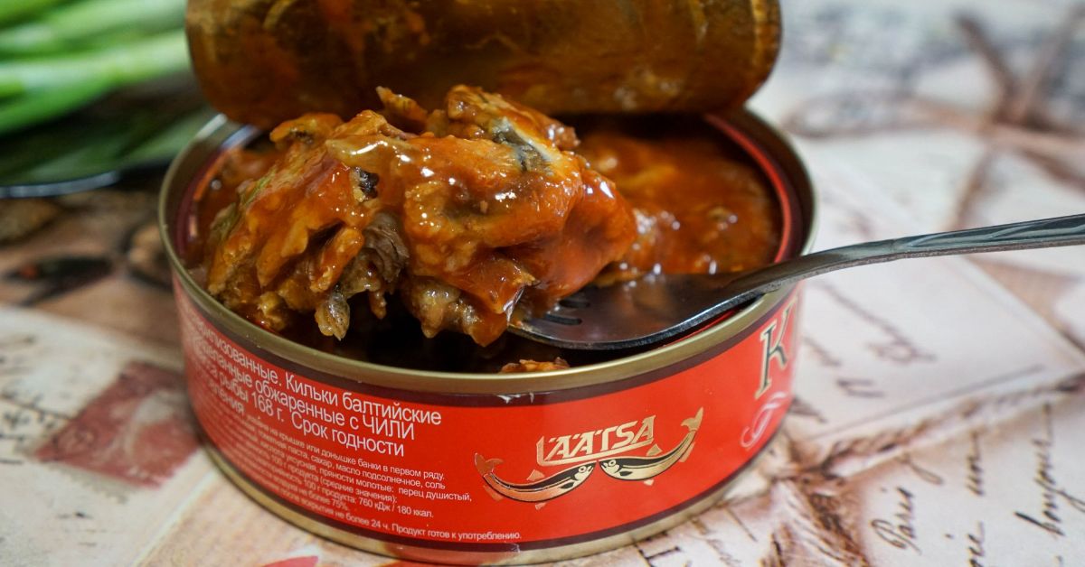 рыбная закуска на крекерах