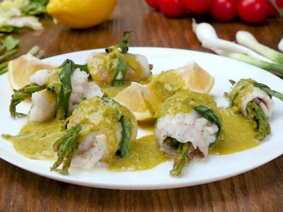Рыбные рулетики со спаржей