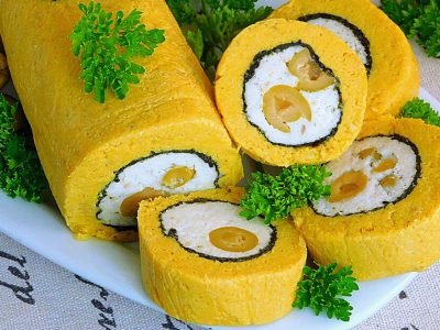 Рыбный рулет с оливками