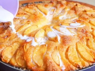 Сахарный пирог с яблоками