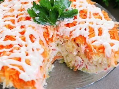 Салат «Бархатный» с крабовыми палочками