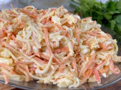 Салат «Ходовой»‎: рецепт из 4 ингредиентов и заправки