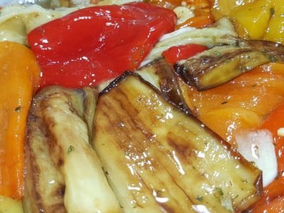 Салат из баклажанов и сладких перцев