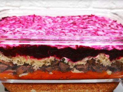 Многослойный салат из печени и свеклы