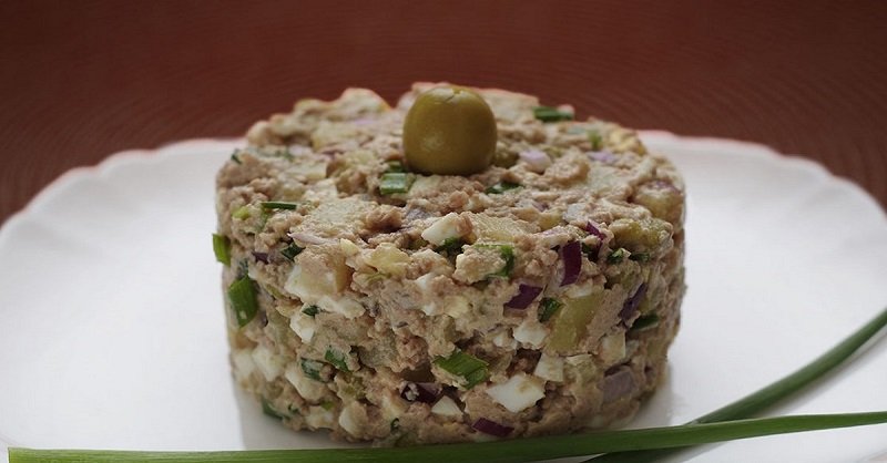 подача салата