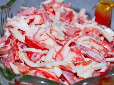 Салат с крабовыми палочками «Красное море»