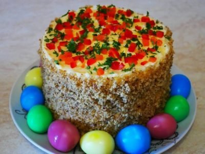 Салат «Кулич» с сердцем