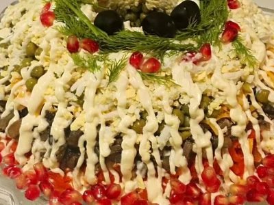 Салат «‎Купеческий» слоеный