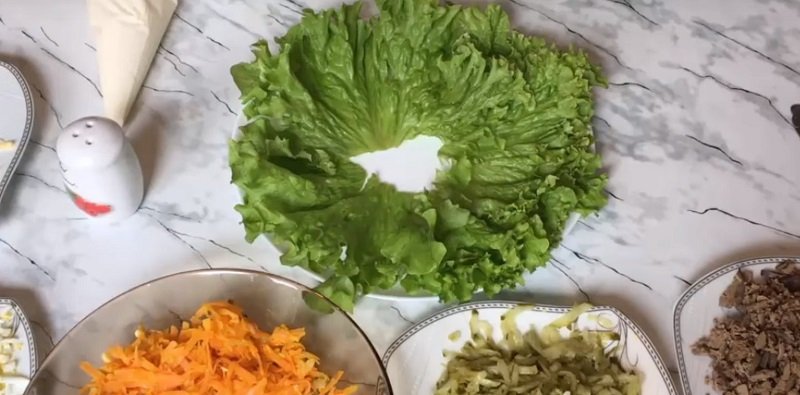 салат с куриной печенью